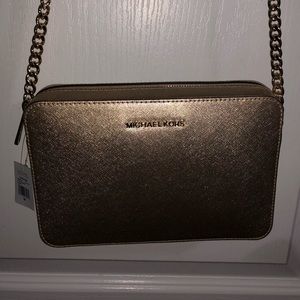 Michael Khors Gold crossbody
